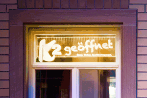 K2 "Geöffnet"-Schild